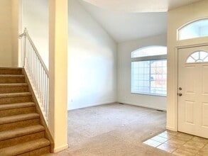 Building Photo - 1781 Laurus Ln