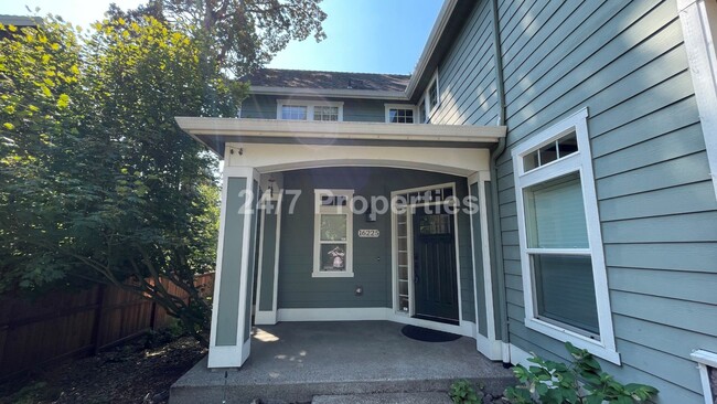 Foto del edificio - Stunning 4 BD | 2.5 BA Craftsman - Milwaukie
