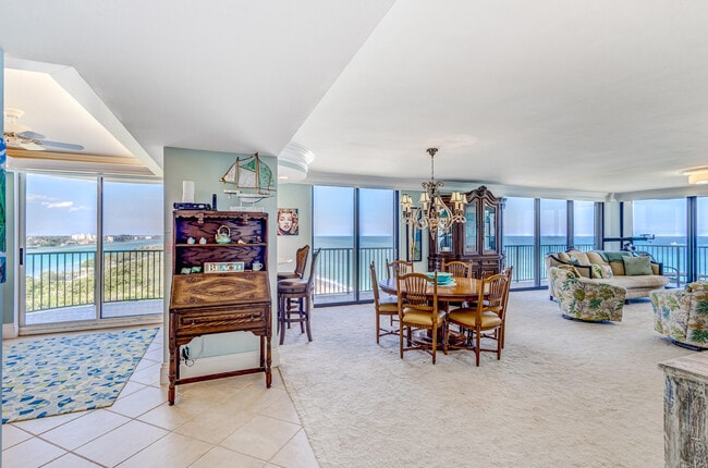 Building Photo - 400 S Beach Rd