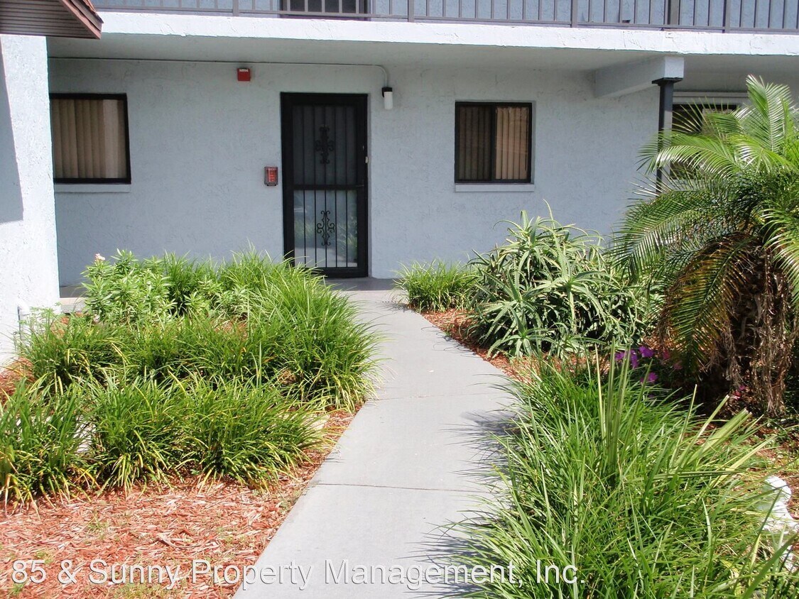 Primary Photo - 2775 N Wickham Rd