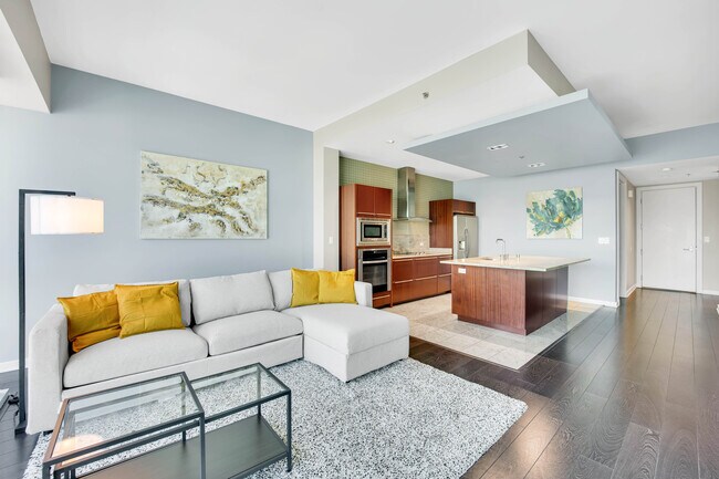 Building Photo - 4471 Dean Martin Dr