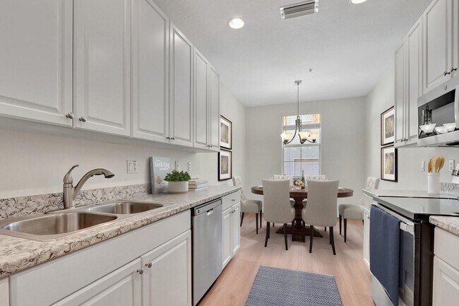 Building Photo - 4313 Parkside Dr