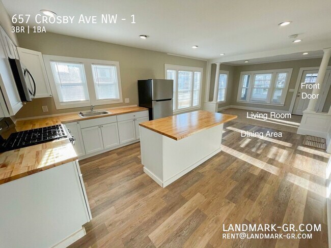 Foto del edificio - 657 Crosby St NW