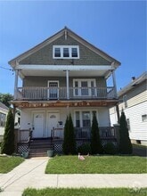 Building Photo - 1644 Taylor Ave