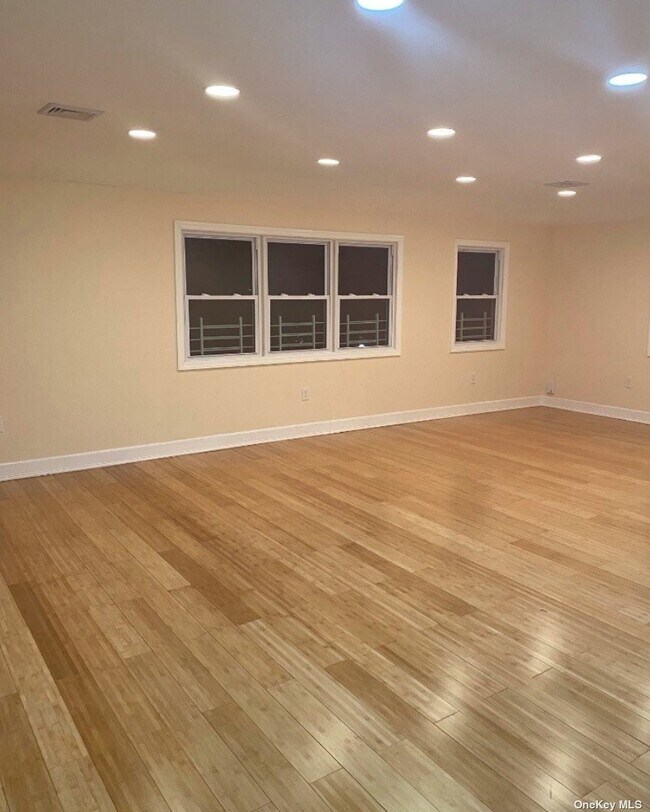 Building Photo - 132-30 157th St