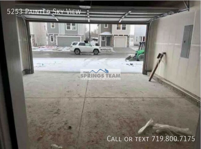 Foto del edificio - 5253 Painted Sky View