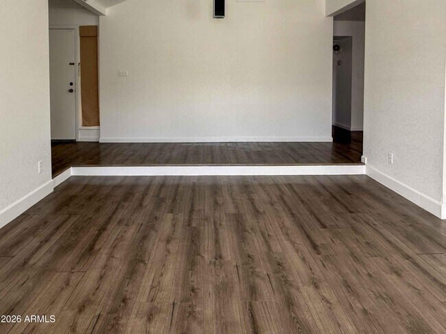 Foto del edificio - 16811 N 32nd Ave