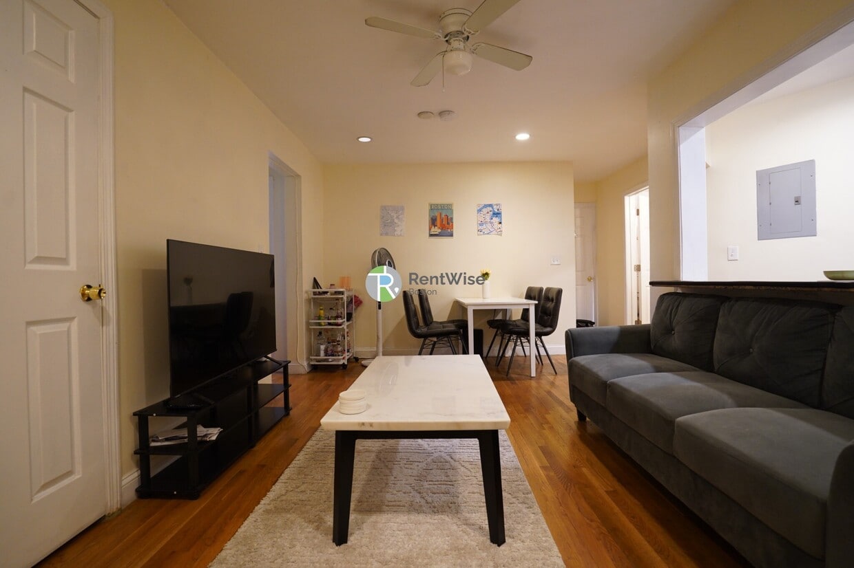 Photo - 62 Egmont St. Unit 3