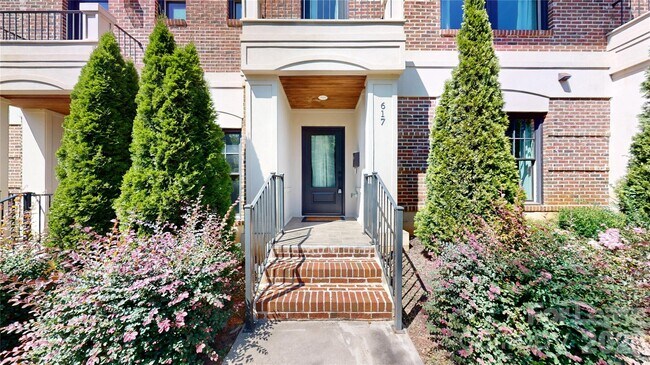 Foto del edificio - 617 W Worthington Ave