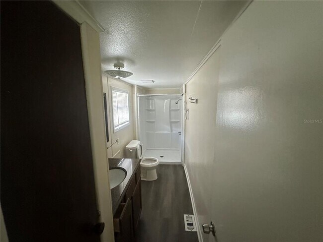 Building Photo - 2621 Island Oaks W