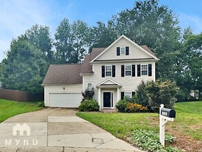 Building Photo - 6053 Shining Oak Ln