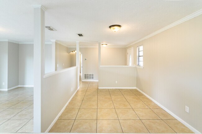 Building Photo - Back on the Market! Beautifully Updated 4 ...