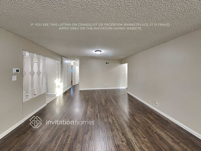 Foto del edificio - 1638 E 220th St