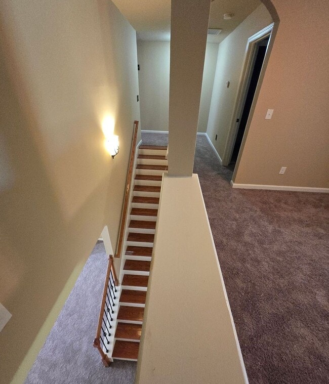 Building Photo - 73 Puttenum Way