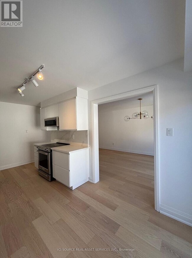 Photo du bâtiment - 851 Sweetwater Crescent