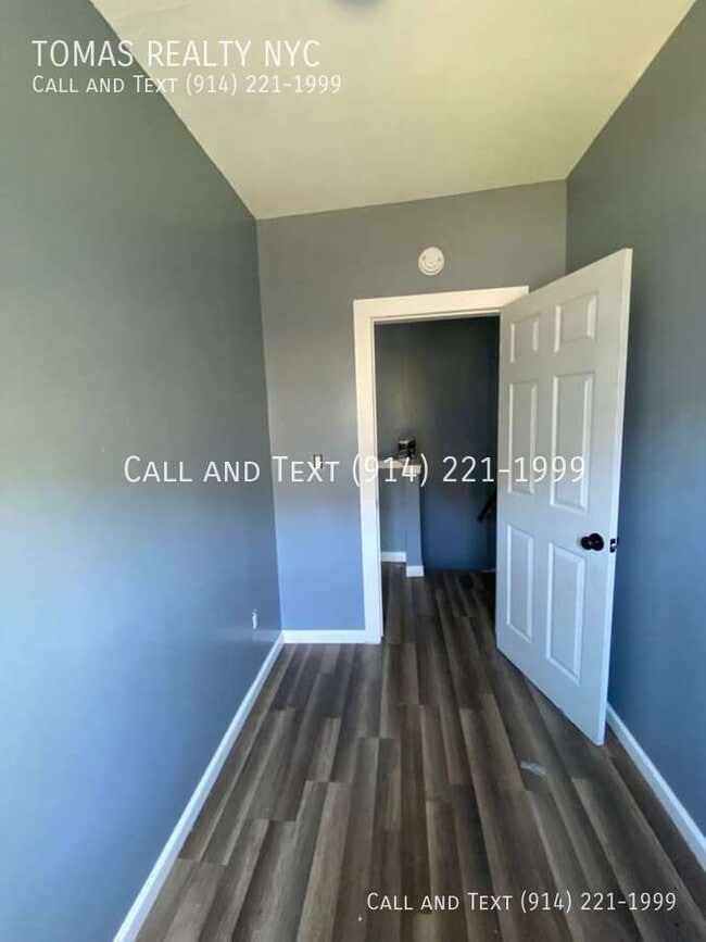 Building Photo - 62B Yonkers Ave