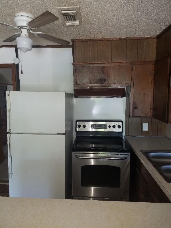 107 South St Unit 1, Bells, TX 75414 Room for Rent in Bells, TX