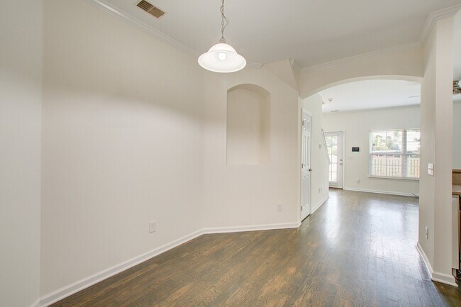 Foto del edificio - 106 S Lamplighter Ln