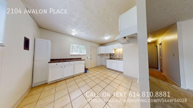 Foto del edificio - Three Bedroom Garden Apartment- Columbus