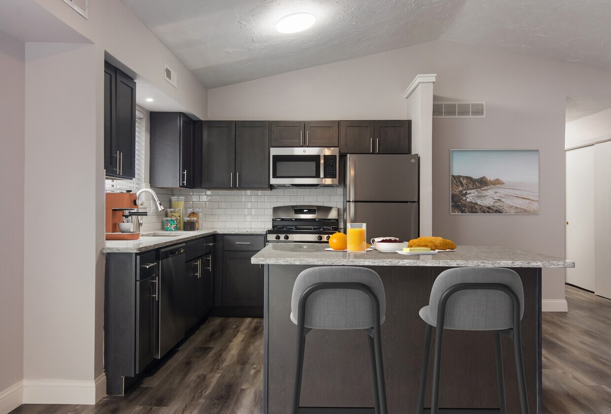 The Hamlets at Willoughby 1361 Fox Run Dr Willoughby, OH Apartments