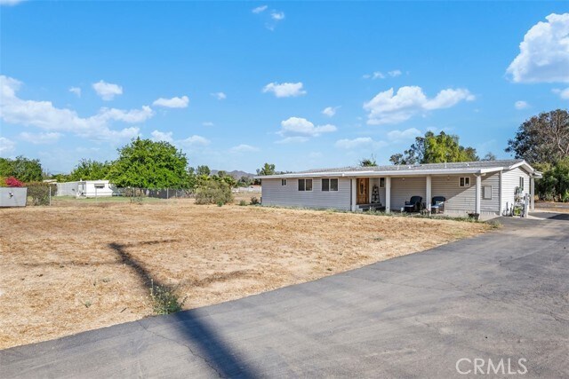 Foto principal - 33075 Grand Ave