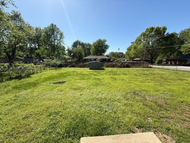 Foto del edificio - 103 S Cottonwood Ave