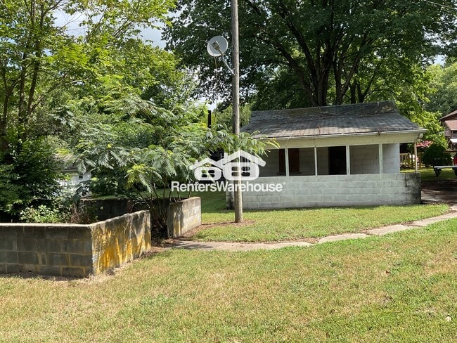 Building Photo - 1017 N Salisbury Ave