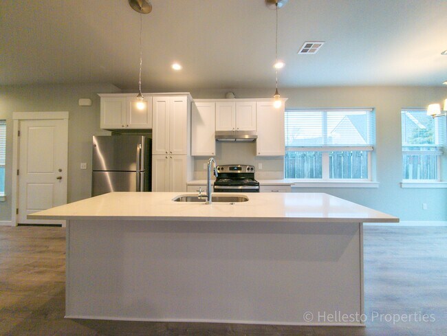 Foto del edificio - 2530 SW Coho St
