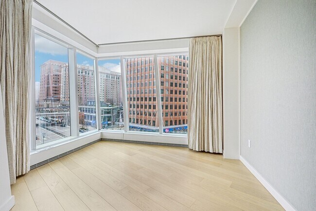Foto del edificio - 150 Seaport Blvd