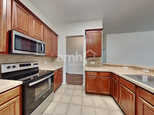 Building Photo - 1207 Fox Glen Trail