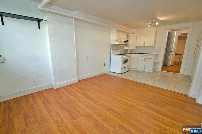 Foto del edificio - 229 8th St