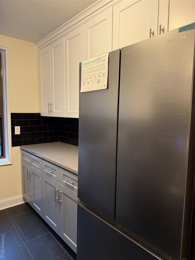 Foto del edificio - 555 McLean Ave