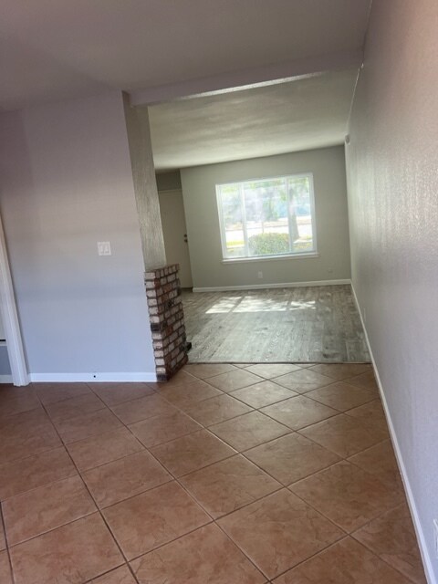 Foto del edificio - 1511 Schenone Ct