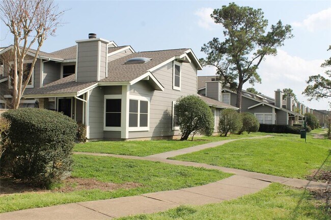 Foto del edificio - 12205 Sandpiper Dr