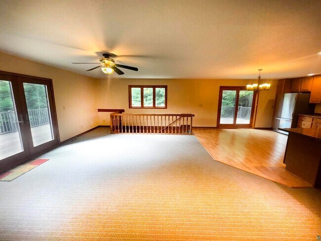 Building Photo - 36895 Connies Ln