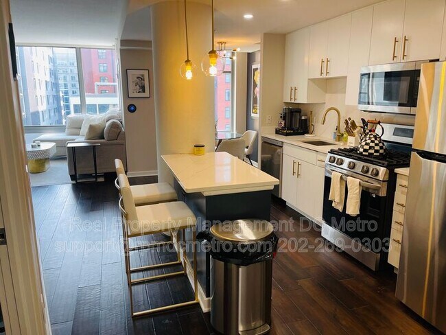 Building Photo - 475 K St NW