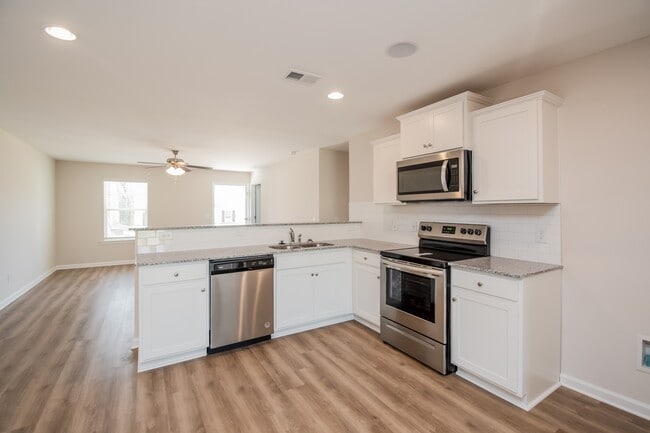 Building Photo - 272 Wahoo Cir