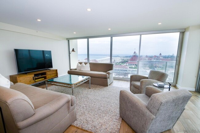 Building Photo - 1710 Avenida Del Mundo