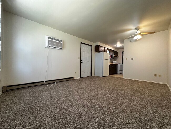 Foto del edificio - 420 S Maple Ave