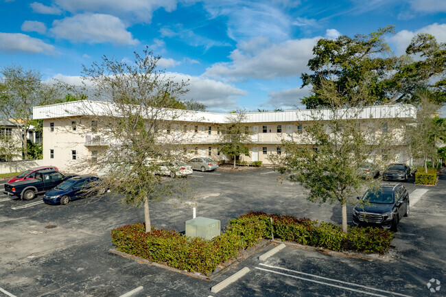 RAM Pompano - RAM Pompano Apartments