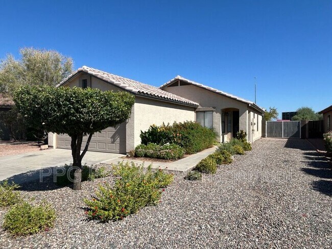 Foto del edificio - 14938 W Caribbean Ln