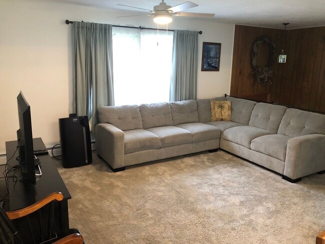 Foto del edificio - 1606 Daniels Run Rd NE