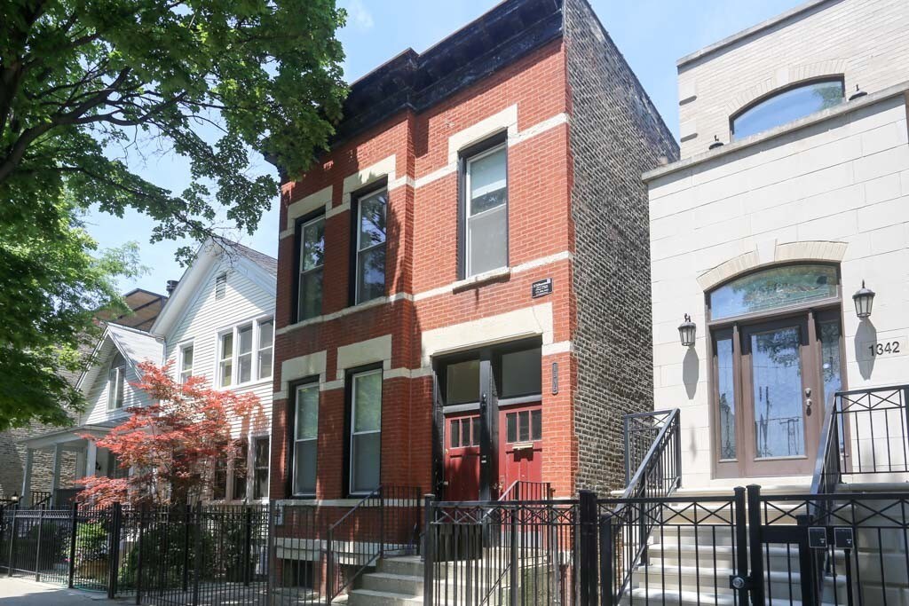 Foto principal - 1346 W Webster Ave