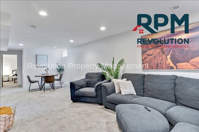 Foto del edificio - Two bedroom Duplex in Layton!