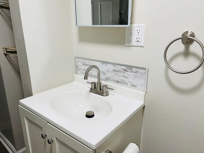 Foto del edificio - Gorgeous Renovated 3 Bedroom House!