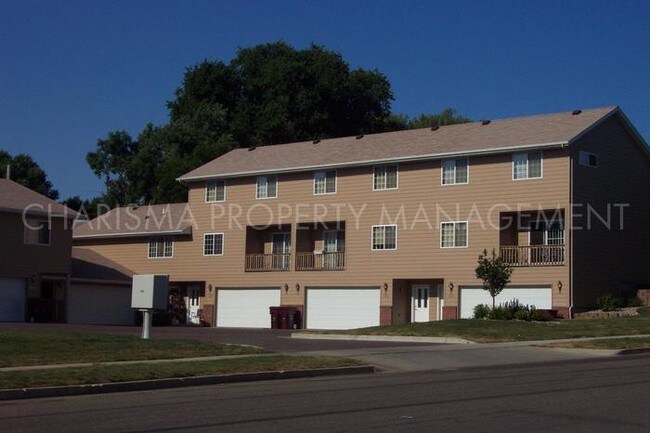 Foto del edificio - 3519 E 11th St