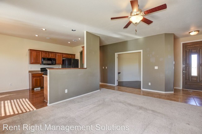 Building Photo - 3 br, 2 bath House - 971 Newton Way