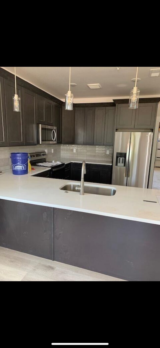 Foto del edificio - 2402 49th Avenue Ct