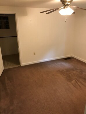 Foto del edificio - 8978 Knoll St