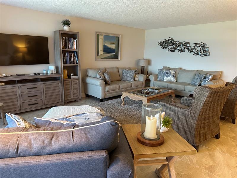 Foto principal - 5100 N Ocean Blvd